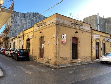 Foto Negozio a Pachino Centro di 23 m² con 1 locali in vendita