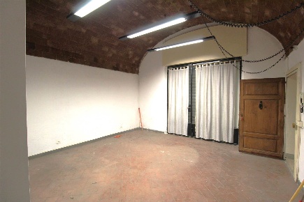 Foto Ufficio a Poggibonsi Centro di 84 m² con 2 locali in affitto