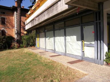 Foto Negozio a Torrita di Siena Centro di 120 m² con 3 locali in vendita