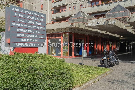 Foto Attività commerciale in Via roma n. 25 114/a, Pioltello Centro