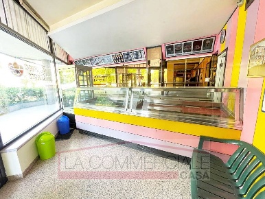 Foto Attività commerciale a Mogliano Veneto Centro di 40 m² con 2 locali