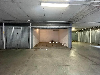 Foto Garage in via Tremelloni  40, Milano Quartiere Adriano di 22 m²