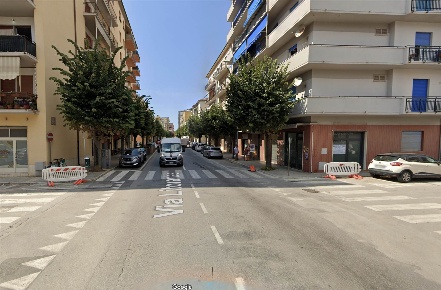 Foto Attività commerciale a Follonica Zona Nuova, Pratoranieri di 60 m²