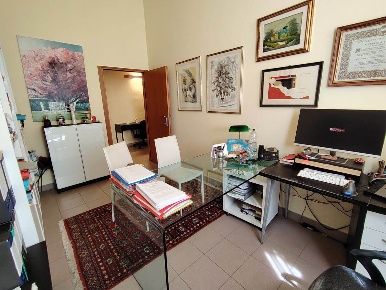 Foto Ufficio a Siena Cavour - Mentana di 60 m² con 3 locali in vendita