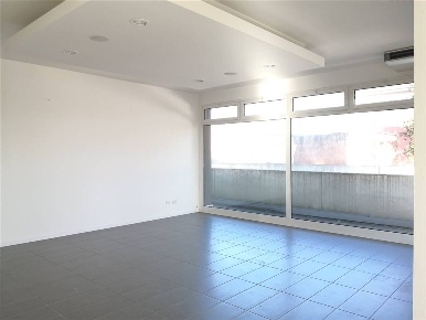 Foto Negozio a Villafranca Padovana Centro di 48 m² con 1 locali in affitto