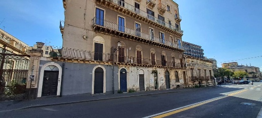 Foto Negozio in Via Etnea 558 C, Catania Borgo di 33 m² con 1 locali
