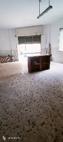 Foto Negozio in VIA DEI MILLE 2, Caltanissetta Centro di 61 m² con 1 locali