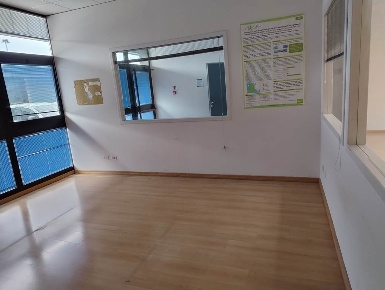 Foto Ufficio a Modena Cittanova - Marzaglia di 233 m² con 4 locali