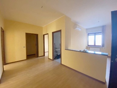 Foto Ufficio a Piacenza Piazzale Milano - Stazione di 91 m² con 4 locali