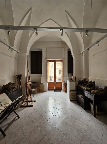 Foto Ufficio in VIA RUGGIERO NORMANNO 22/24, Mesagne di 128 m² con 6 locali