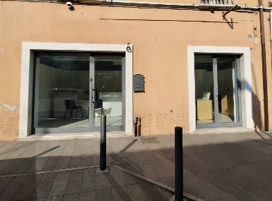 Foto Negozio a Manerbio Centro di 52 m² con 2 locali in vendita