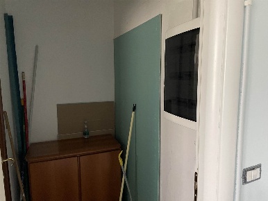 Foto Negozio in Via dei Pini  7, Pieve Emanuele Centro di 50 m² in affitto