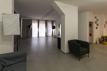 Foto Negozio a Firenze Novoli di 75 m² con 2 locali in vendita