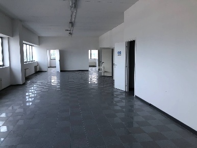 Foto Ufficio a Pisa Ospedaletto di 265 m² con 1 locali in affitto