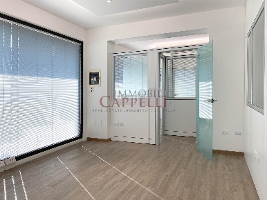 Foto Ufficio in Via Papa Giovanni XXIII 3/B, Forlimpopoli Centro di 129 m²