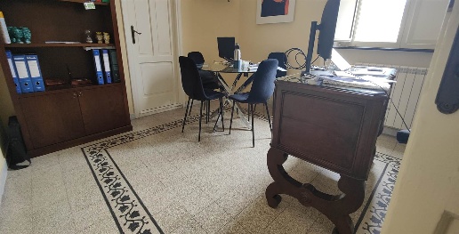 Foto Ufficio in VIA PETRARCA, Cosenza Centro Storico di 55 m² con 4 locali