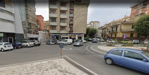 Foto Negozio in piazza IX settembre, Nettuno Centro di 40 m² con 1 locali