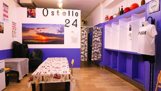 Foto Hotel in Corso Cavour, Montefiascone Centro di 140 m² con 3 locali