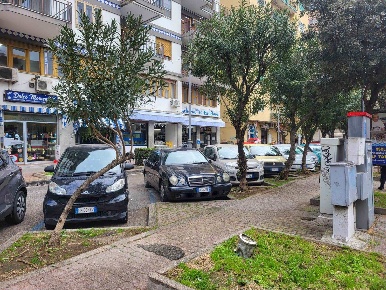Foto Attività commerciale in Via Pasquale Voso 7, Salerno Torrione di 36 m²