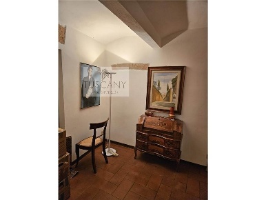 Foto Negozio in via camollia, Siena Lizza - Camollia di 28 m² con 2 locali