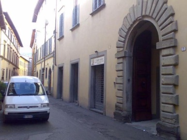 Foto Negozio a Città di Castello Centro di 64 m² con 1 locali in affitto