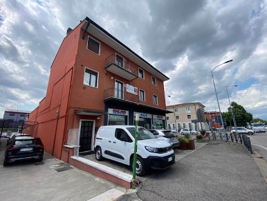 Foto Ufficio in Viale del Lavoro 34/D, Verona Zona Fiera di 140 m²