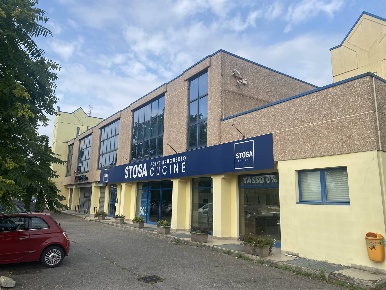 Foto Ufficio in viale lombardia 29, Brugherio Centro di 525 m² in vendita