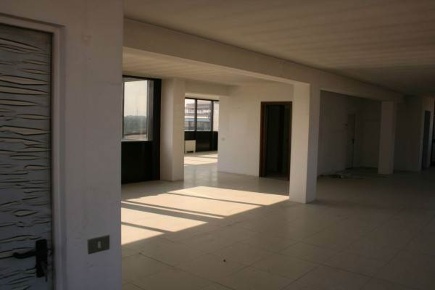 Foto Ufficio a Sesto San Giovanni Pelucca - Villaggio Falck di 460 m²