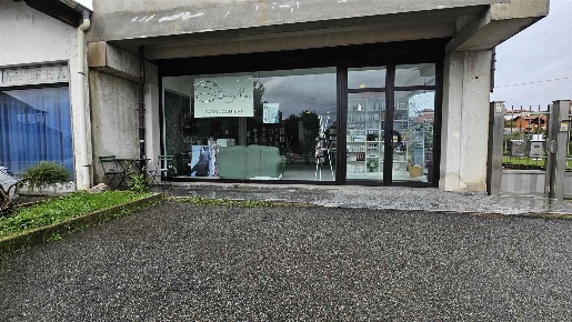 Foto Negozio a Cossato Centro di 83 m² con 2 locali in affitto