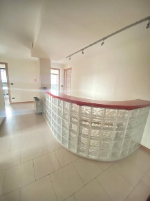 Foto Ufficio a Prato Repubblica di 280 m² con 7 locali in affitto