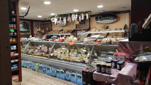 Foto Attività commerciale a Latina Quartiere Europa di 160 m² con 8 locali
