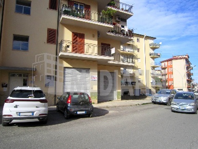 Foto Magazzino in PIAZZA RINASCIMENTO 10, Corigliano-Rossano di 60 m²