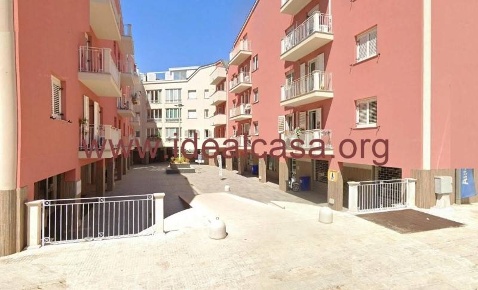 Foto Attività commerciale a Mazara del Vallo di 110 m² in vendita