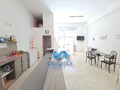 Foto Negozio a Altamura di 100 m² con 2 locali in vendita