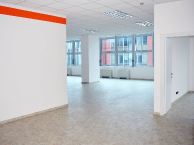 Foto Ufficio in via Fantoli, Milano Viale Ungheria - Mecenate di 750 m²