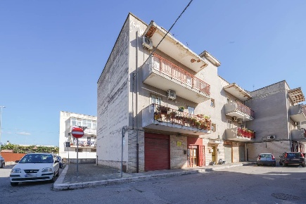 Foto Locale commerciale in Via Madonna Delle Grazie  10/12, Palo del Colle