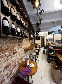 Foto Ristorante a Montepulciano Centro di 25 m² con 4 locali in vendita