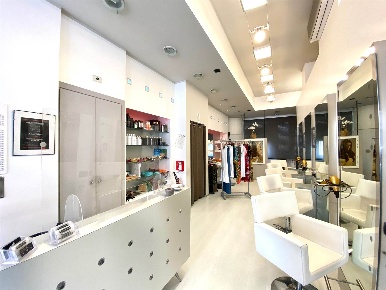Foto Negozio a Biella Centro Storico di 120 m² con 2 locali in vendita