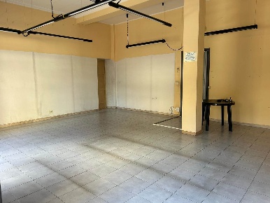 Foto Negozio in Via Vittorio Emanuele II 120 120, Gravina di Catania Centro