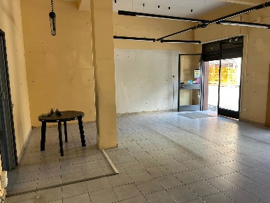 Foto Negozio in Via Vittorio Emanuele II 120 120, Gravina di Catania Centro