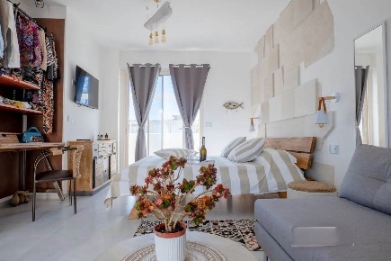Foto Hotel a Gallipoli Baia Verde, Lidi di 500 m² con 10 locali in vendita