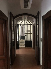 Foto Negozio a Mantova di 150 m² con 6 locali in affitto