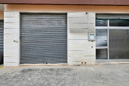 Foto Locale commerciale in Via Della Conciliazione 108, Putignano di 89 m²