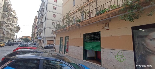 Foto Negozio in via Raffaele Mauri, Salerno Mercatello - Mariconda