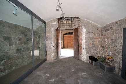 Foto Negozio a Siena San Domenico - Fontebranda di 99 m² con 1 locali
