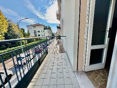 Foto Ufficio in VIA GIARDINO, Venezia Mestre di 90 m² con 5 locali