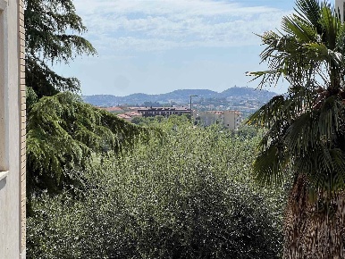 Foto Appartamento a Osimo Centro di 135 m² con 4 locali in vendita