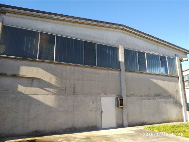Foto Magazzino a Suzzara di 1500 m² con 2 locali in affitto