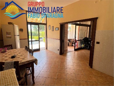 Foto Villa a schiera in viale dei lecci, Sessa Aurunca Baia Domizia