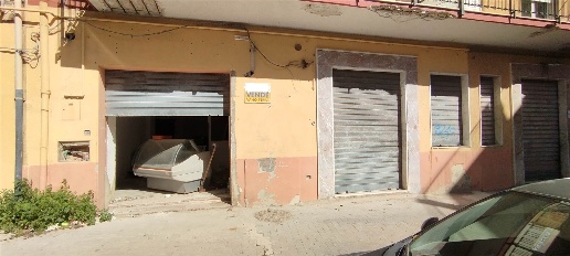 Foto Locale commerciale a Licata Centro di 50 m² con 2 locali in vendita